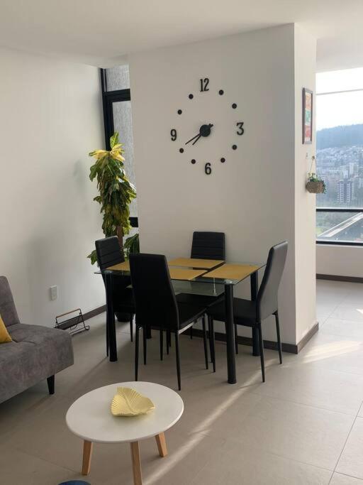 Confort Suite La Carolina Quito Exterior photo