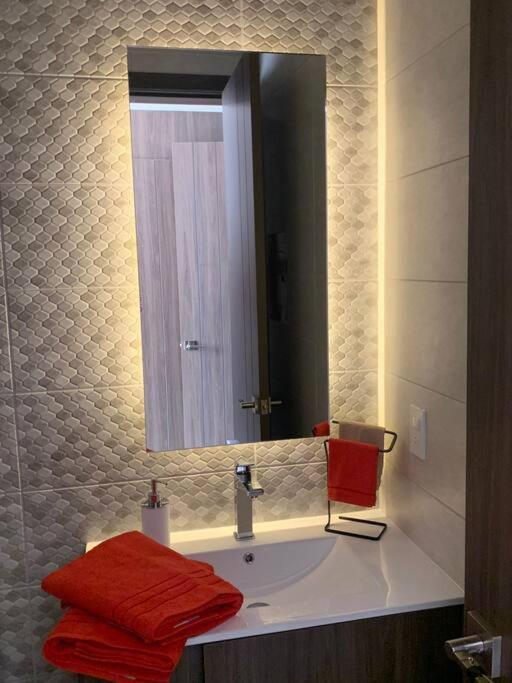 Confort Suite La Carolina Quito Exterior photo