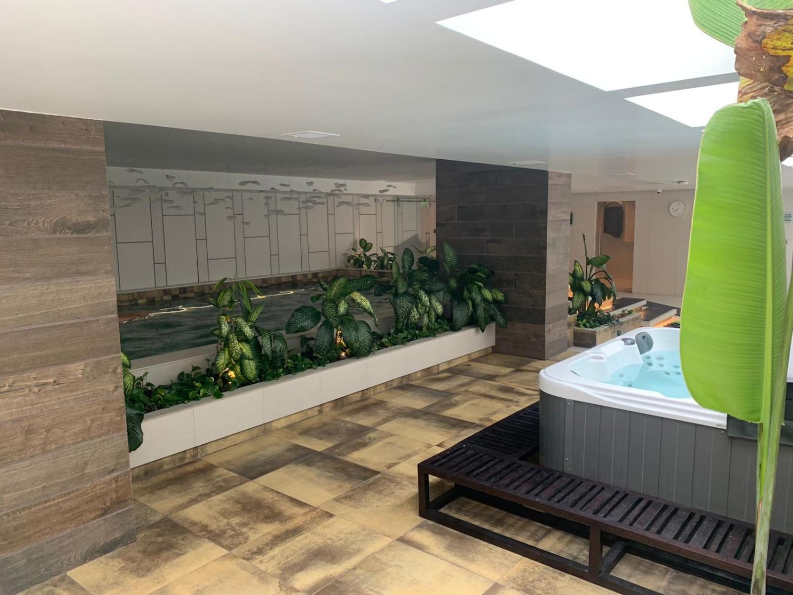 Confort Suite La Carolina Quito Exterior photo