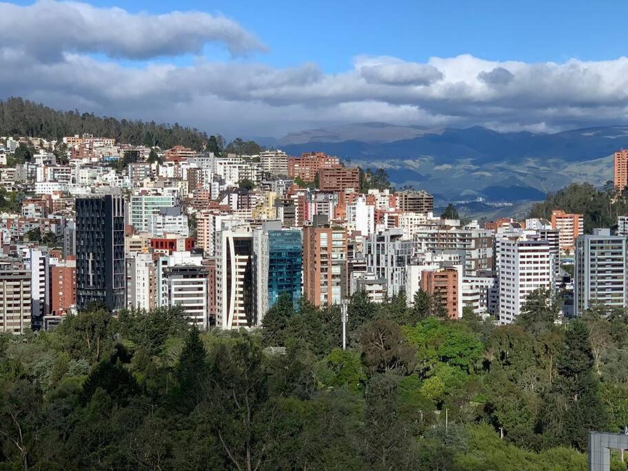 Confort Suite La Carolina Quito Exterior photo