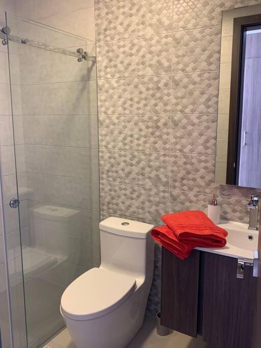 Confort Suite La Carolina Quito Exterior photo